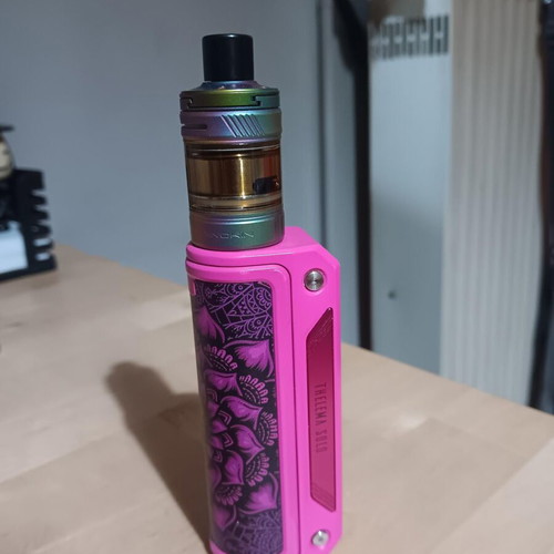 The Lema electronic cigarette with Innokin 4 ml atomizer like new, rare color with leather
