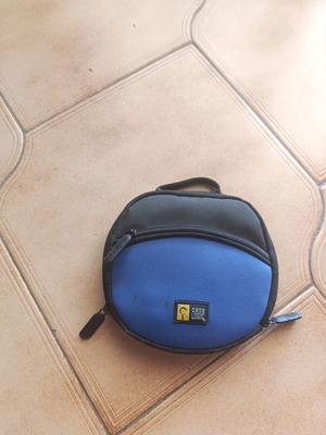 Case Logic CD Player and CD/DVD Carrying Case like new