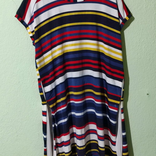 Sfizio women's dress like new, colorful, modern