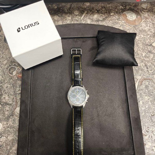 Lorus men's watch with box and cushion
