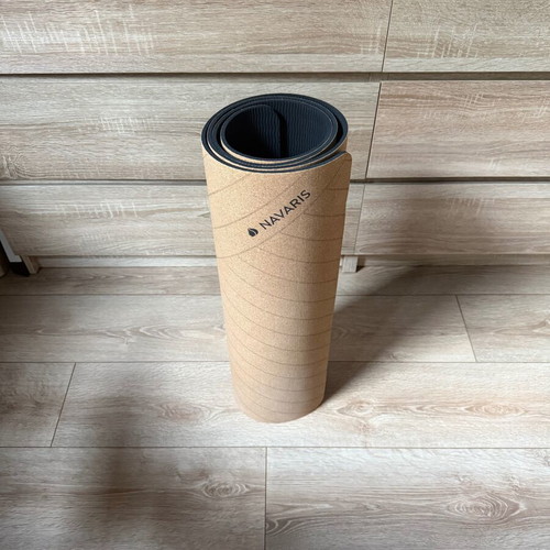 Workout mat with cork surface like new