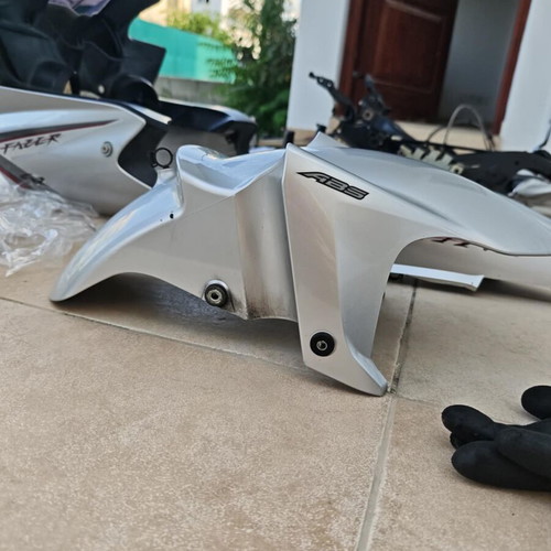 Fazer S2 ABS 600 front mudguard fairing silver 4S82151100P0