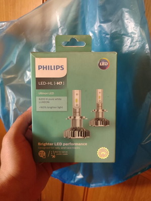 Philips Ultinon LED H7 6200K 12V 14W lamps like new