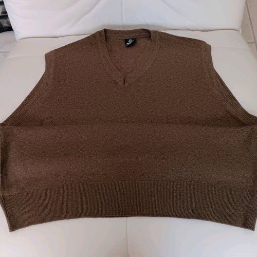 Brown men's wool cardigan L used with V-neck