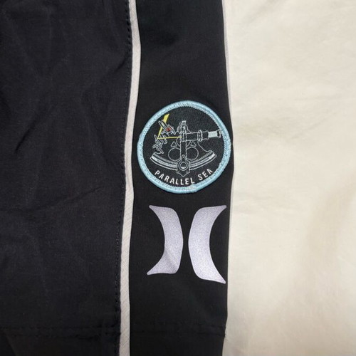 Hurley shorts size 36 black new from Nike