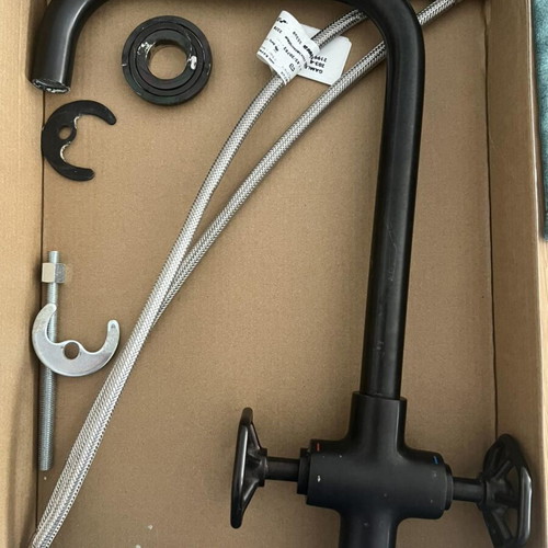Ikea faucet like new, barely used