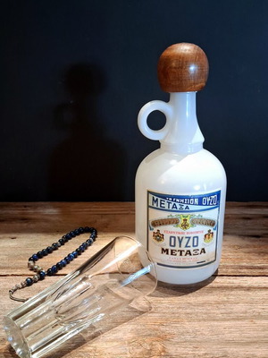 Σετ κεραμική καράφα Ούζο Μεταξά και ποτήρι highball vintage 1980, σαν καινούργιο