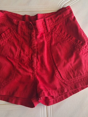 BSB red shorts like new, size Small, summer style