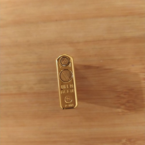 Win Alfie P-800 vintage lighter like new, black and gold
