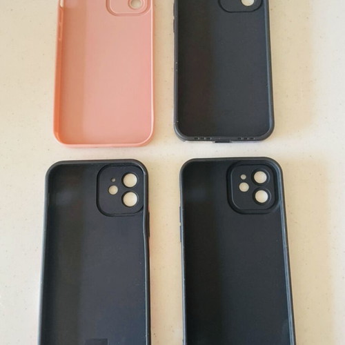 I Phone 12 Cases set of 4 like new