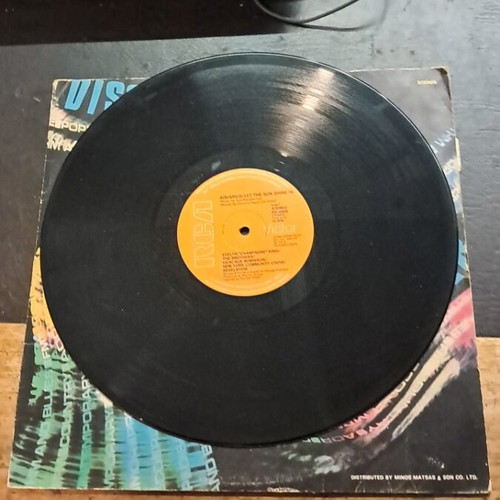 Aquarius Let The Sun Shine In record used, good condition