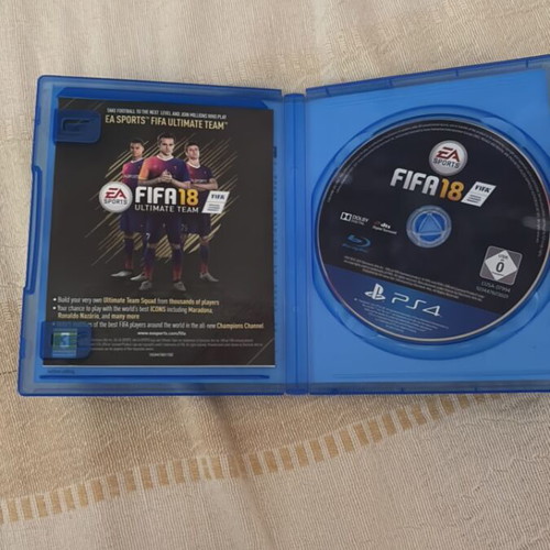 FIFA 18 PlayStation 4 game like new