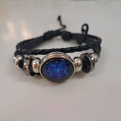 Bracelet with Aries zodiac stone and leather straps new, black
