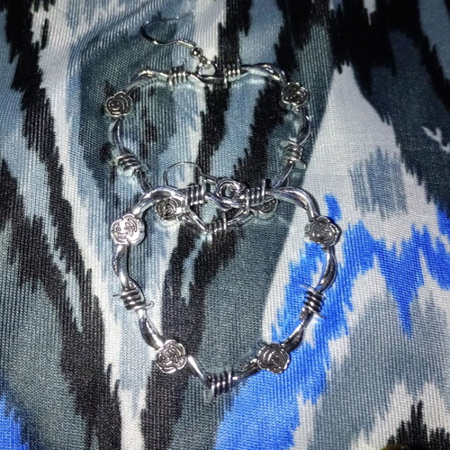 Rosie and Barbed Wire Earrings new, gothic style, silver