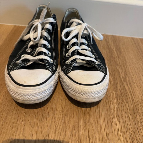 Converse Chuck Taylor Low μαύρα σαν καινούργια αθλητικά παπούτσια νούμερο 39