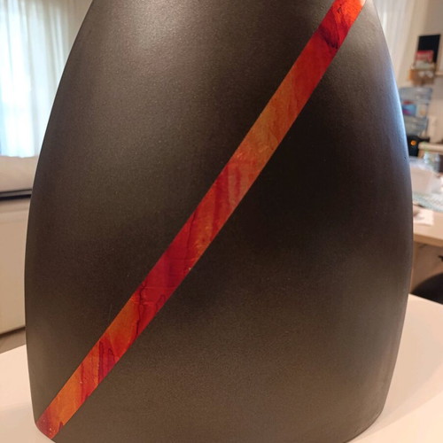 Clay vase used, good condition