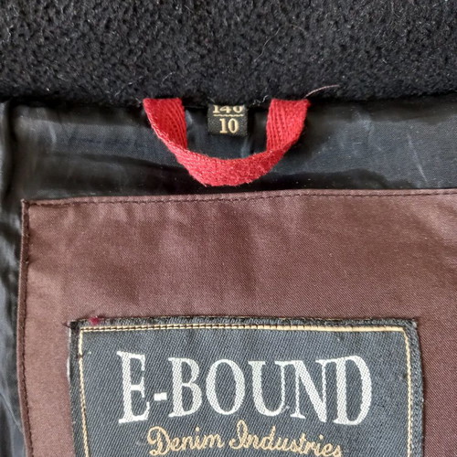 Earthbound Superwarm Jacket authentic for child 8-12 years