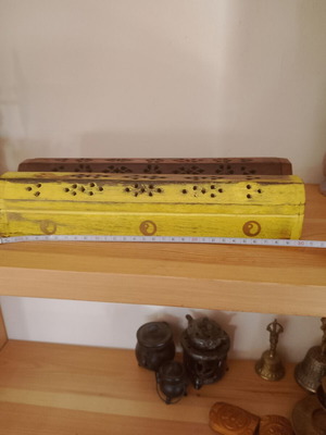 Wooden bases for incense sticks and cones used, pack of 5