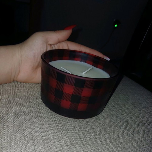 Decorative candle like new with lid, unscented