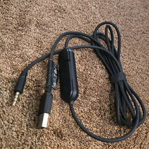 Alienware AW510H gaming headset wired like new with 7.1 sound