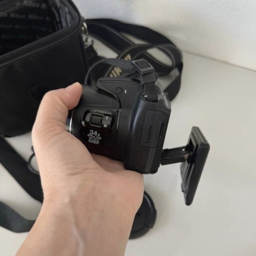 Nikon Camera like new with carrying case