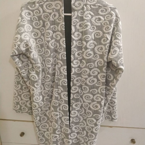 Coat M/L without buttons in white gray new