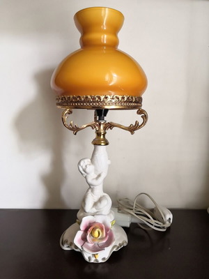 Pair of porcelain table lamps Regal Bassano or Capo di Monte like new