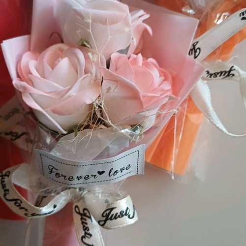 Set of 4 rose arrangements made of soap leaf new