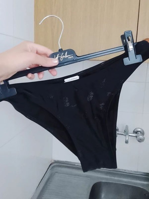 Swimwear bottom size M, like new, black