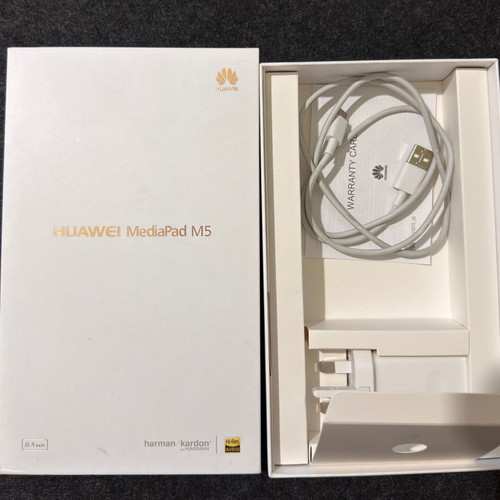 Huawei MediaPad M5 8.4" tablet like new, 2K display, Harman Kardon sound