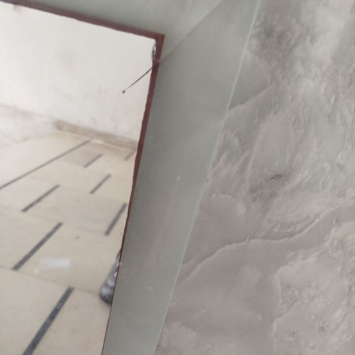 Bathroom mirror used 79x99 cm
