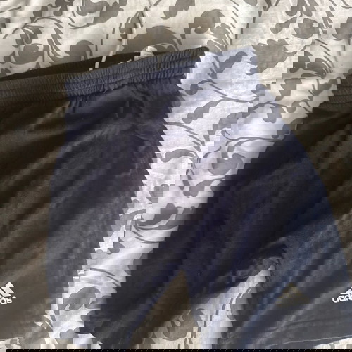 Σορτς Adidas παιδικό σαν καινούργιο, μπλε, με λάστιχο και κορδόνι