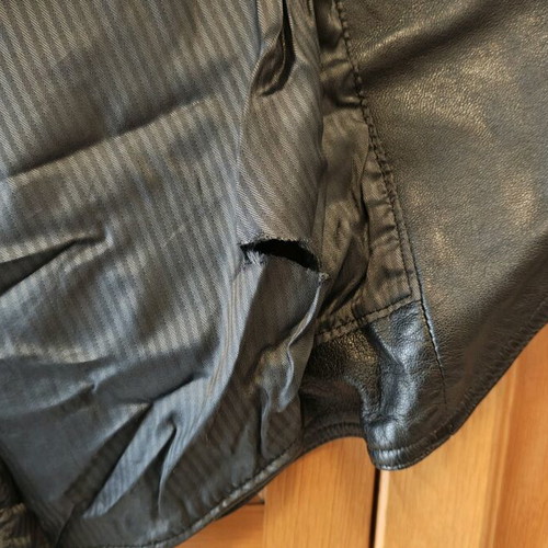 Γυναικείο δερμάτινο μπουφάν vintage 80's medium μεταχειρισμένο, μαύρο