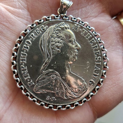 Maria Theresa Thaler 1780 silver vintage pendant used
