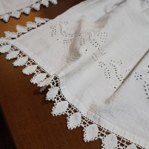 White Handmade Traditional Cutwork Runner Like New
