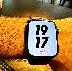 Apple Watch NIKE 7 45MM δουλεμένο μόνο 6 μήνες με εγγύηση !!!