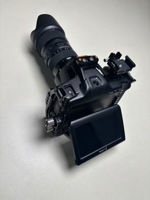 Blackmagic 6K Pro κάμερα με Sigma 18-35mm f1.8 και αξεσουάρ σαν καινούργια