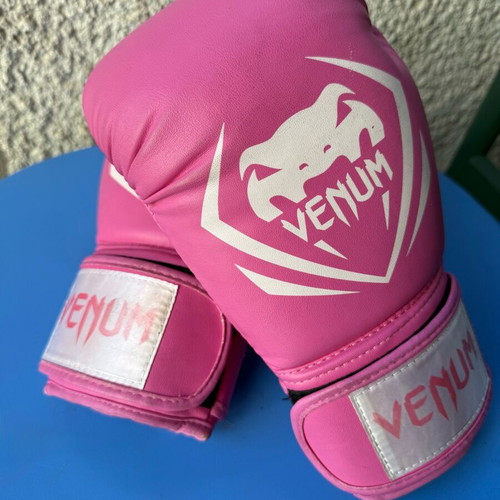 Venum Contender women's boxing gloves like new, pink