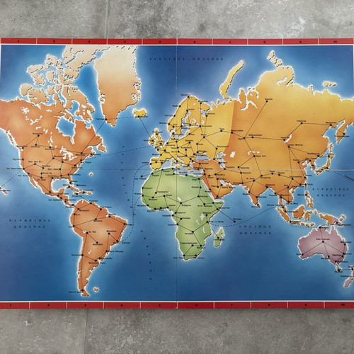 Traveling Around the World Board Game like new