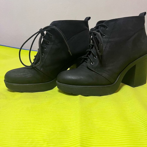 Bershka ankle boots with 10 cm heel like new, sizes 39-40, black