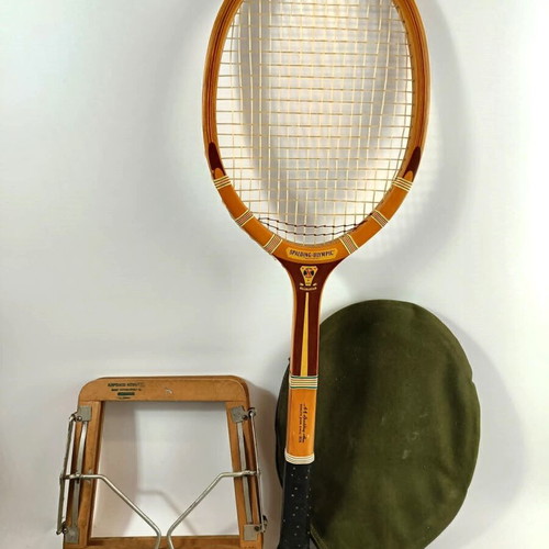 Spalding Olympic Wooden Tennis Racket like new, 1930-1940 vintage