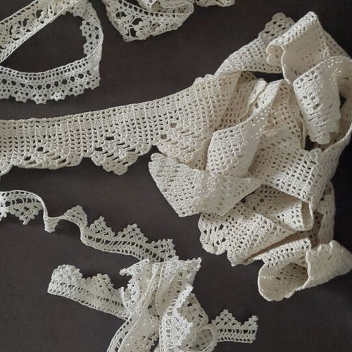 Handmade lace vintage collection used, various designs and lengths