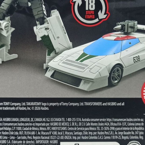 Transformers Wheeljack Deluxe Class Studio Series figure new