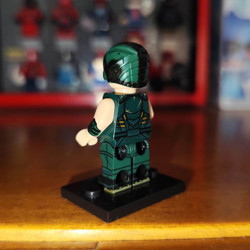 T.D.K. The Detachable Kid minifigure like new with stand