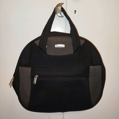 Diplomat shoulder bag black new