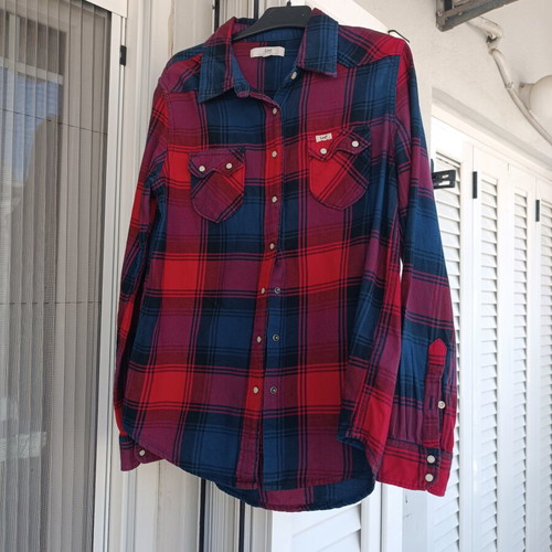 Lee red and blue checked shirt, small