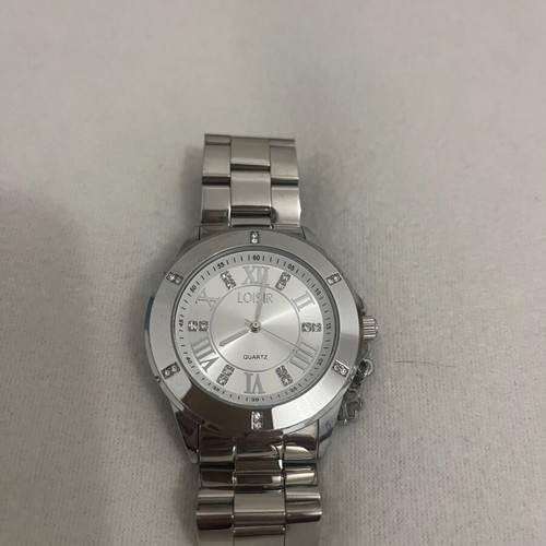 Loisir wristwatch silver bracelet like new women's