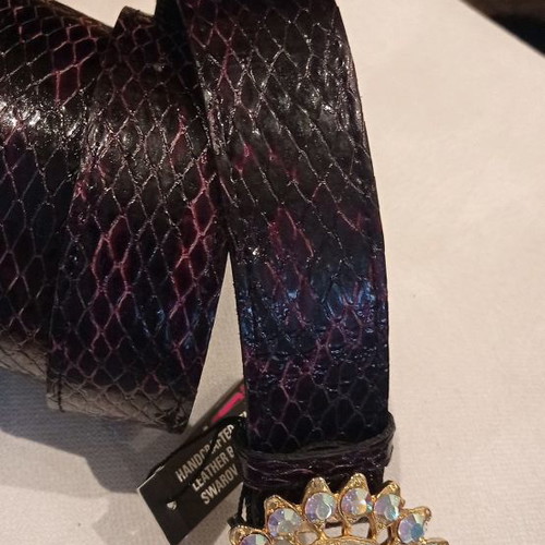 Women's leather belts new, various sizes and colors