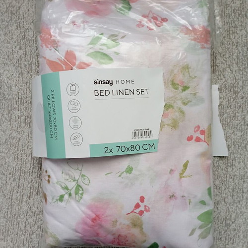 Duvet cover and pillowcase set new