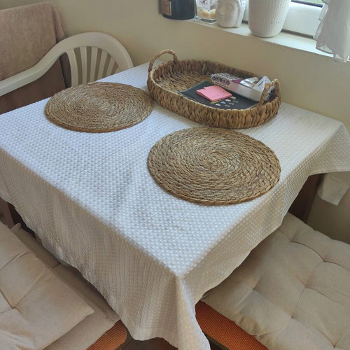Tablecloth white, like new, 115x95 cm
